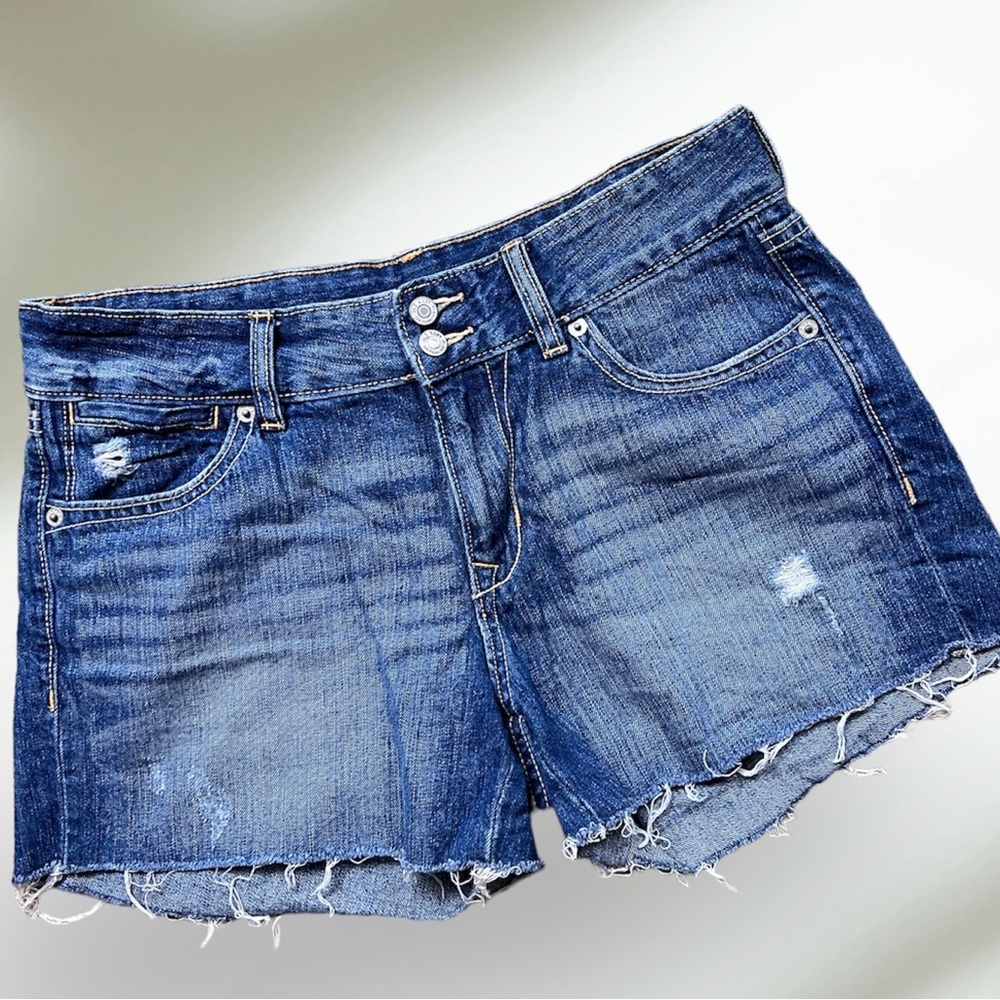 Old Navy cut off jean shorts size 8